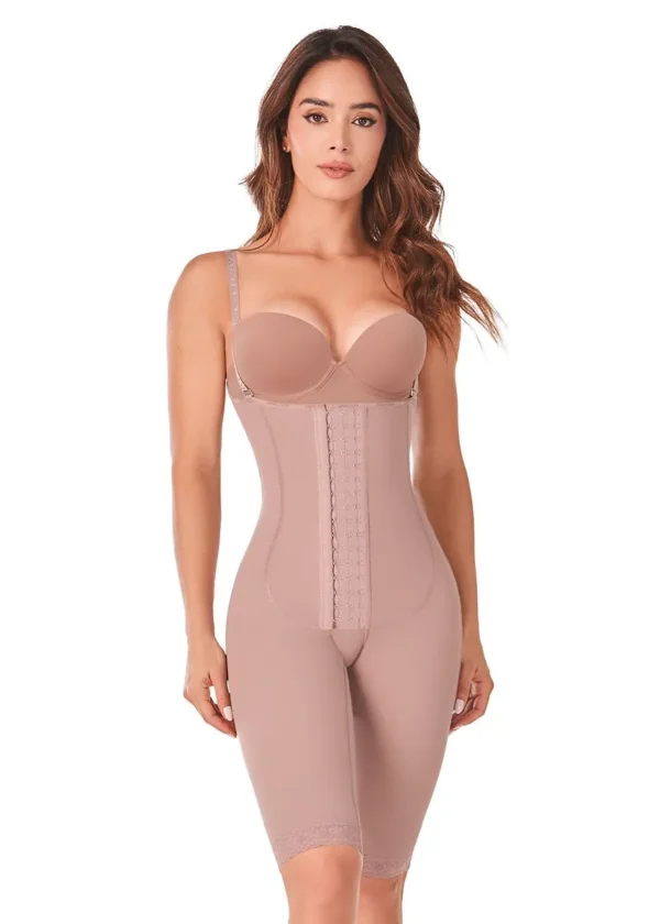 Isabella Body c/Pernas Comfort
