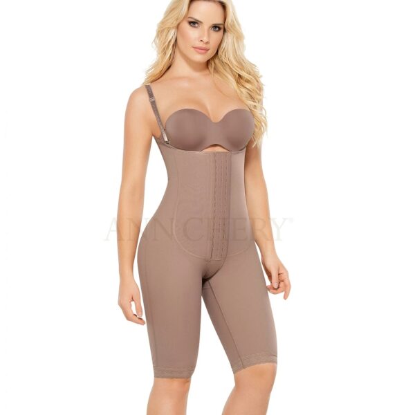 Isabella Body c/Pernas Comfort